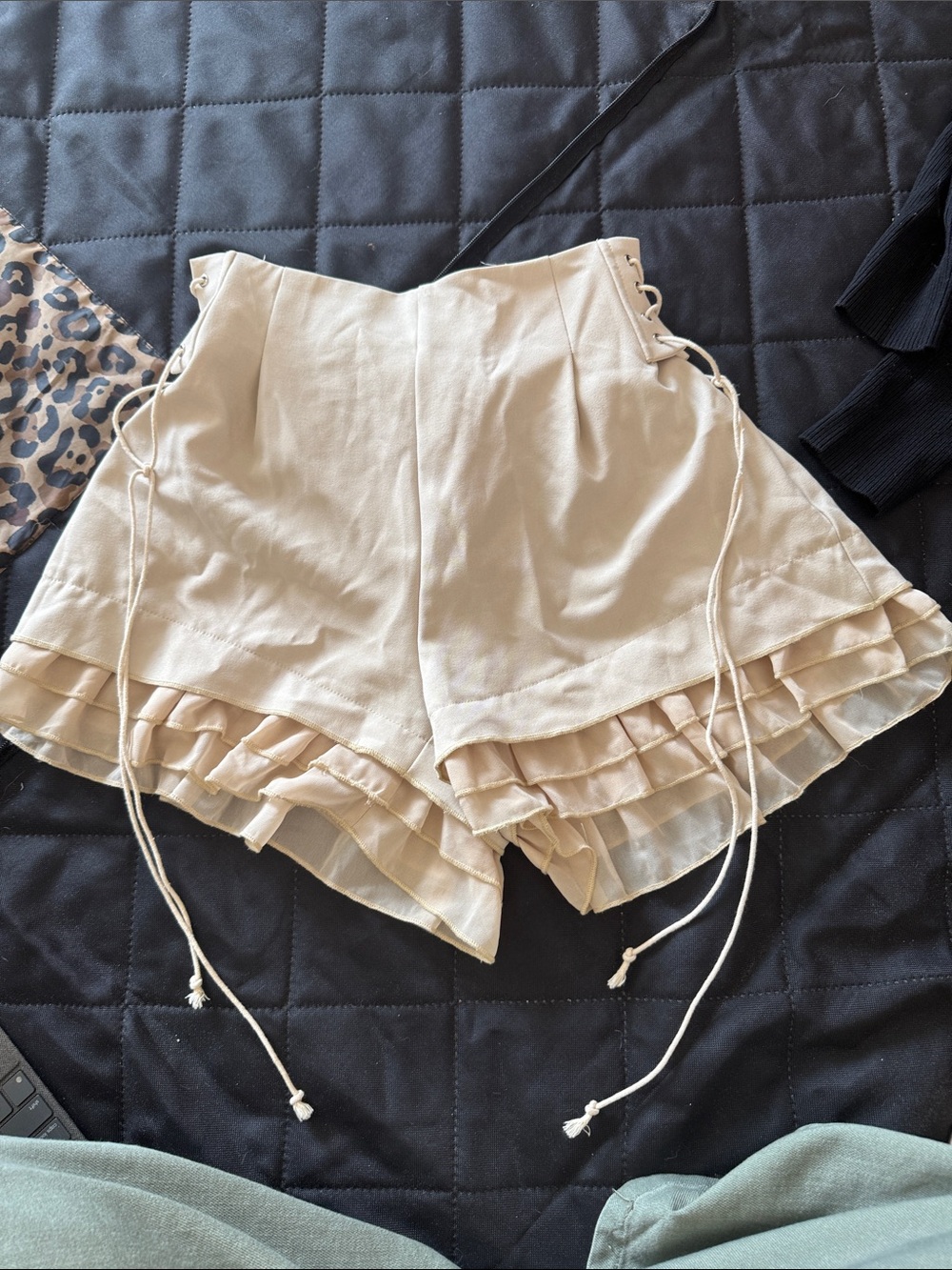 Cider Cream Ruffle-Hem Lace-Up Women's Shorts